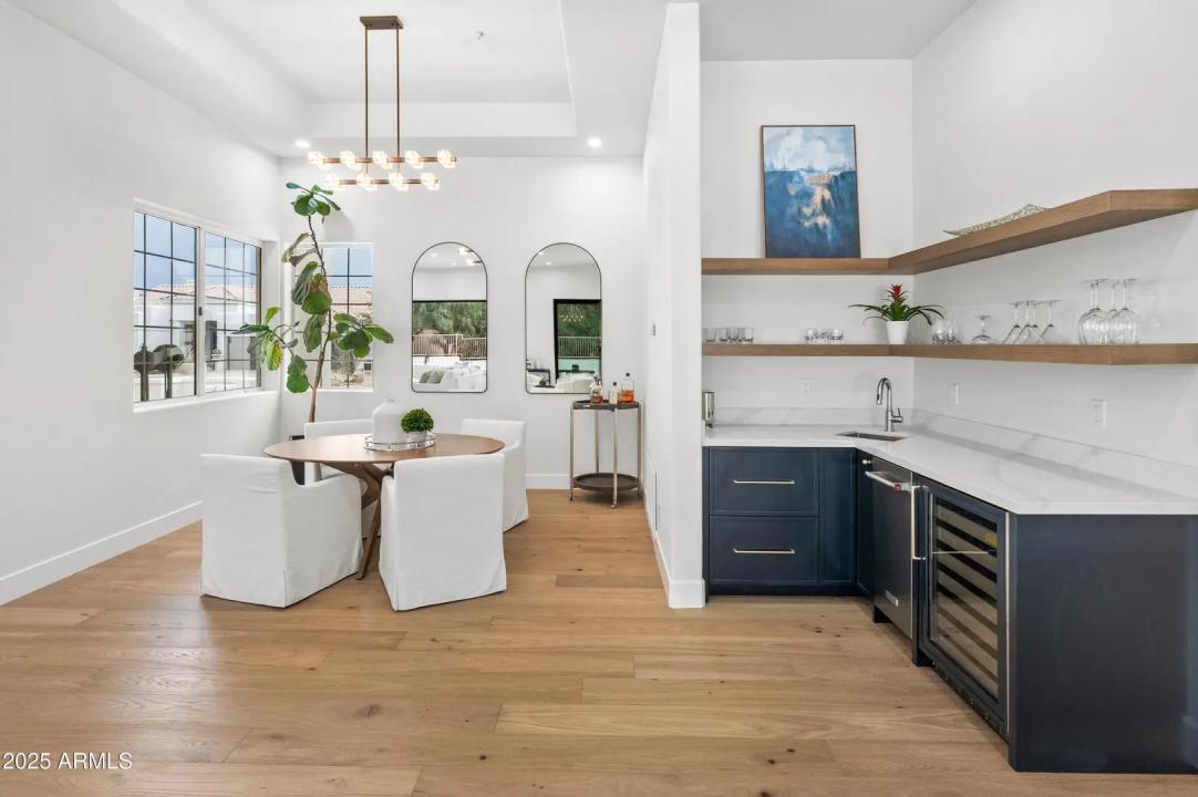 Real Estate Picture 19