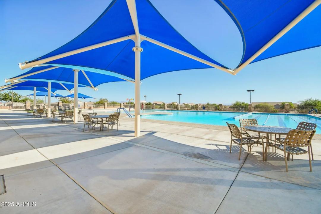 Real Estate Picture 37