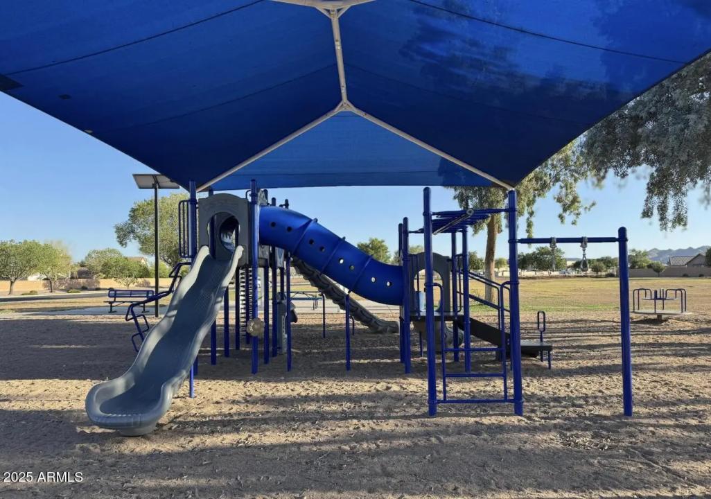 Real Estate Picture 41