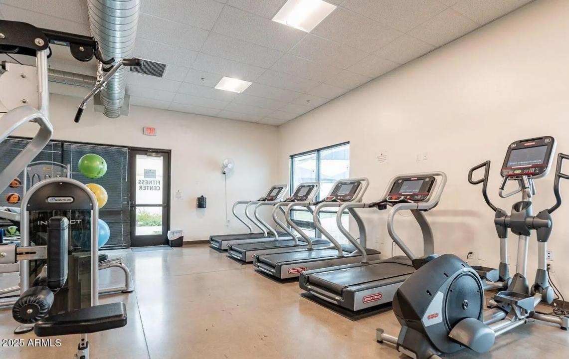 Real Estate Picture 34