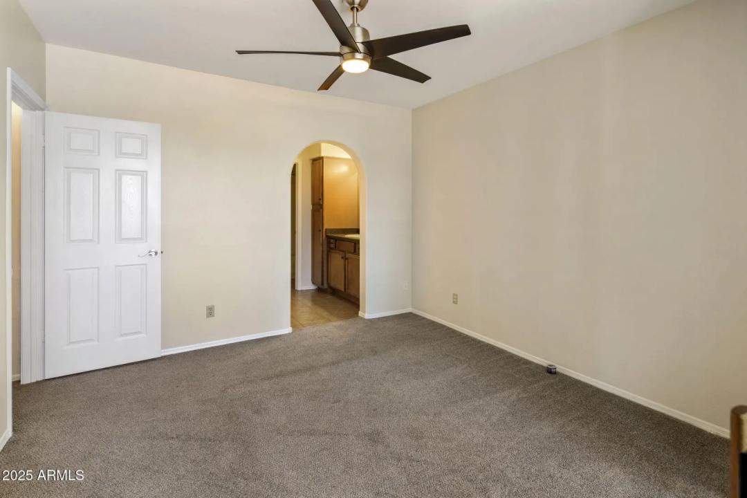 Real Estate Picture 10