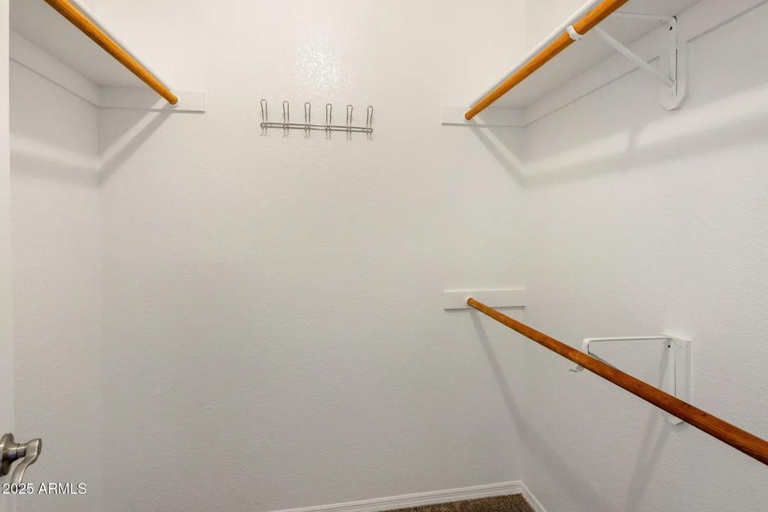 Real Estate Picture 13