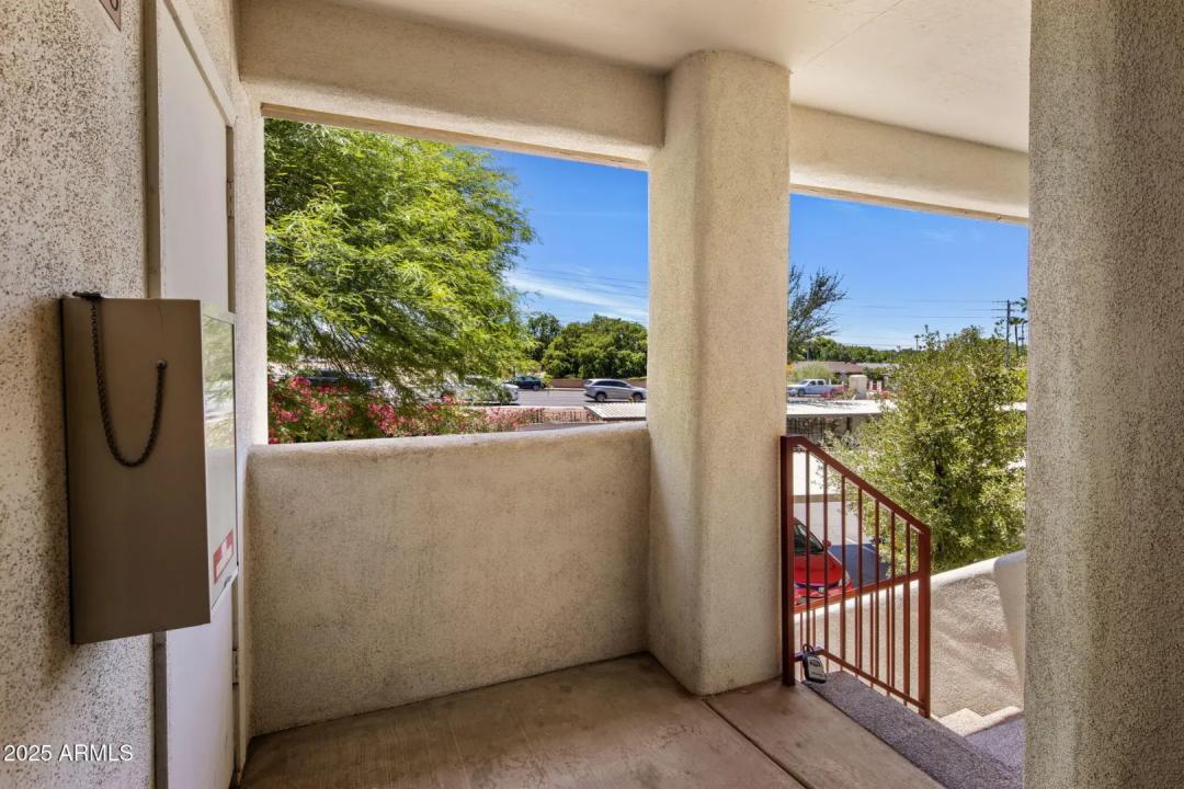 Real Estate Picture 17