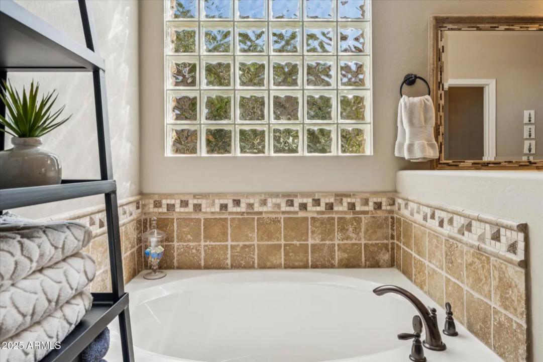 Real Estate Picture 21