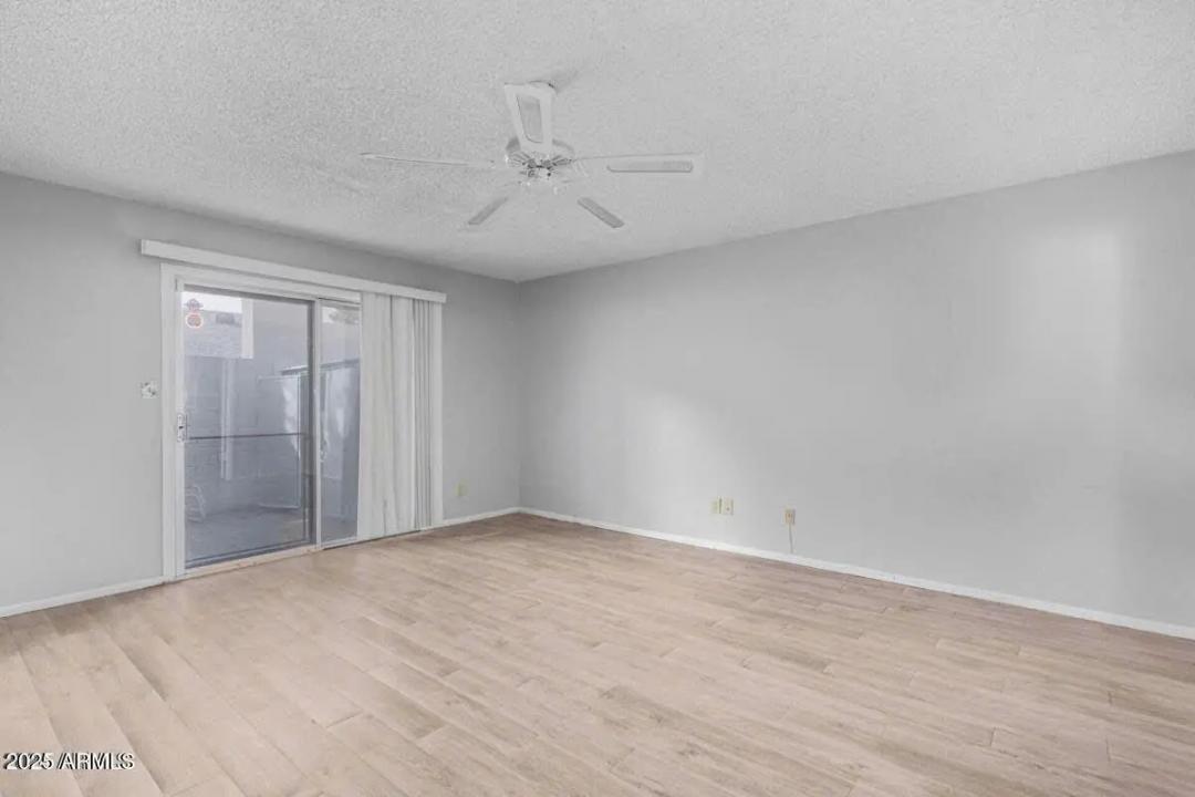 Real Estate Picture 13