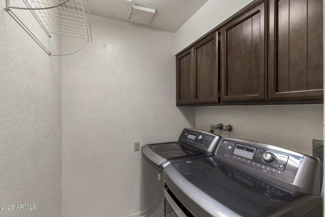 Real Estate Picture 28