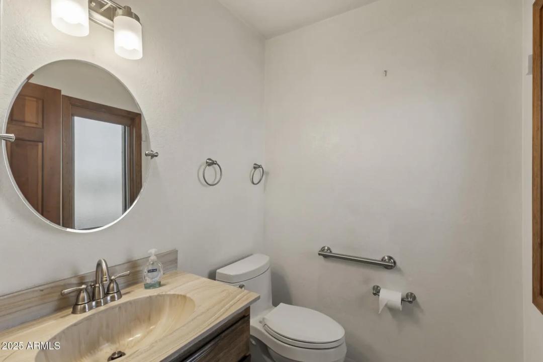 Real Estate Picture 27
