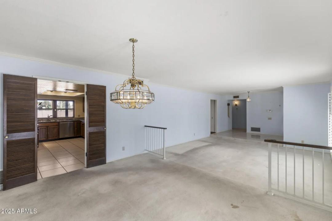Real Estate Picture 18