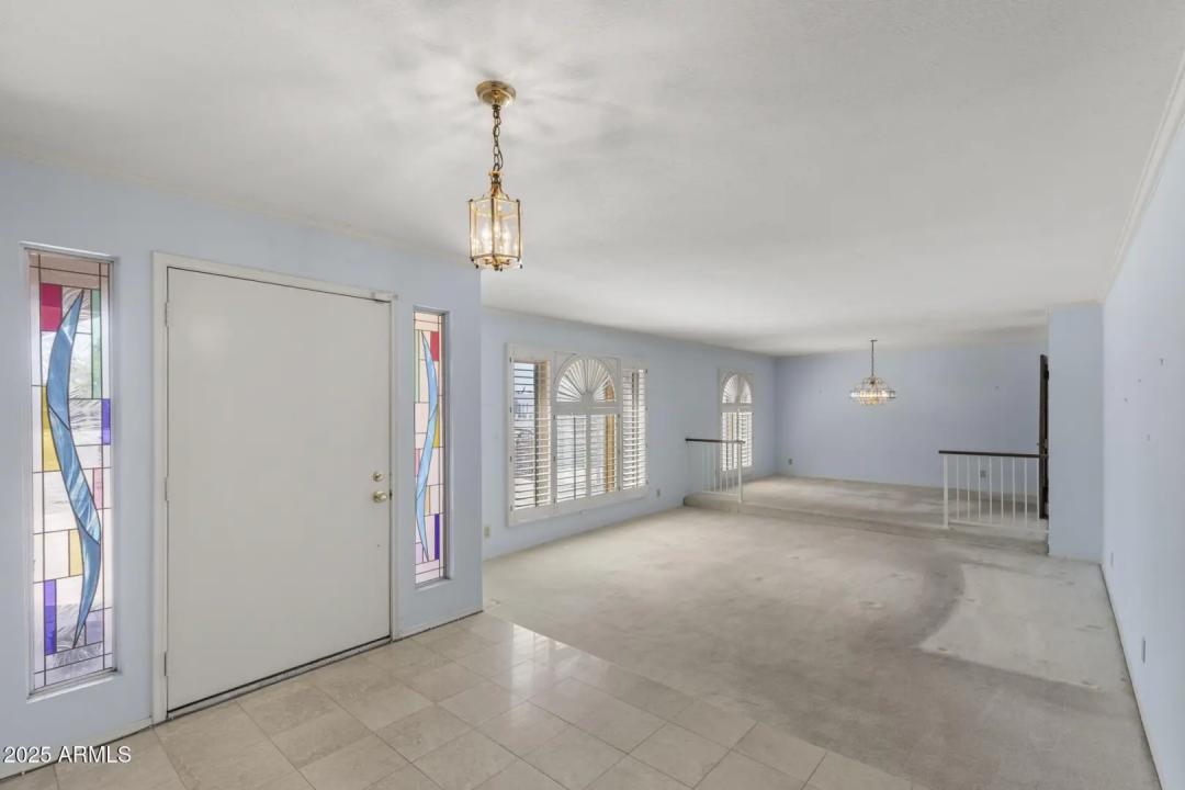 Real Estate Picture 23