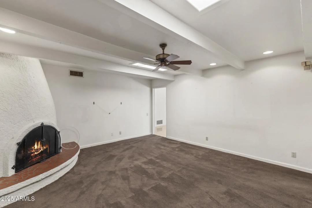 Real Estate Picture 26