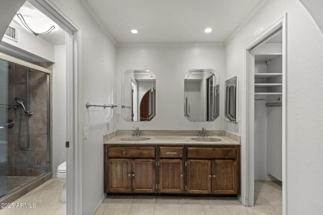 Real Estate Picture 38
