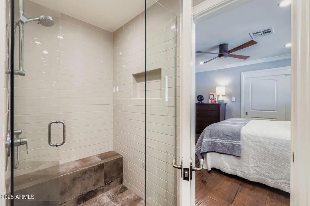 Real Estate Picture 18