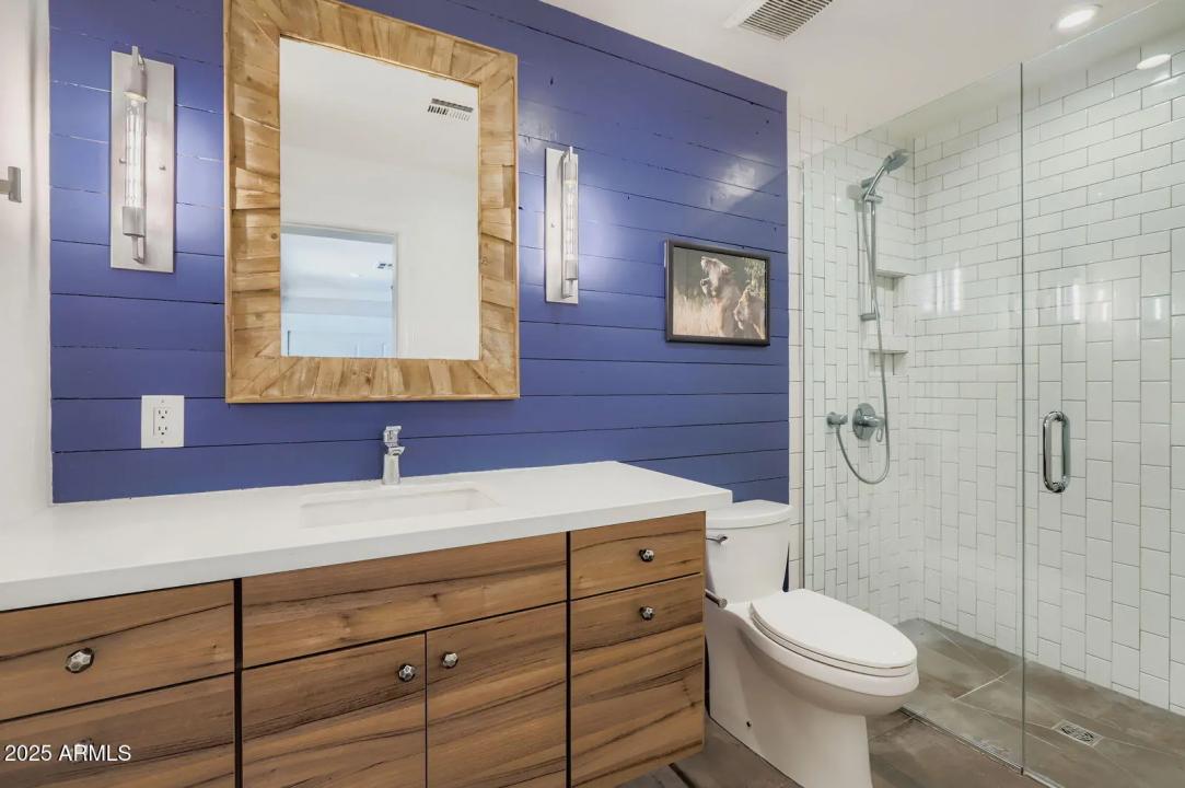 Real Estate Picture 20