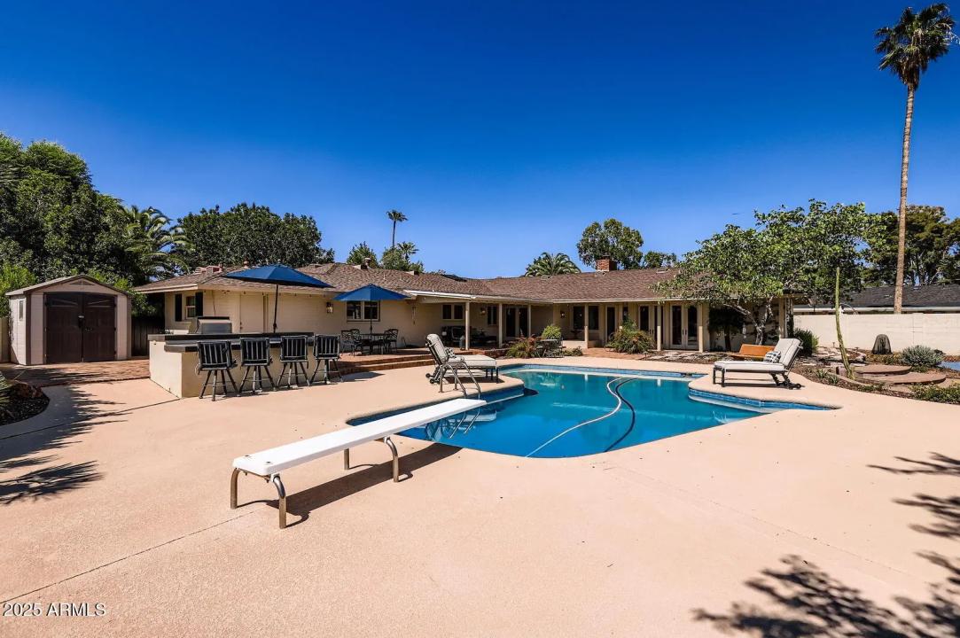 Real Estate Picture 27