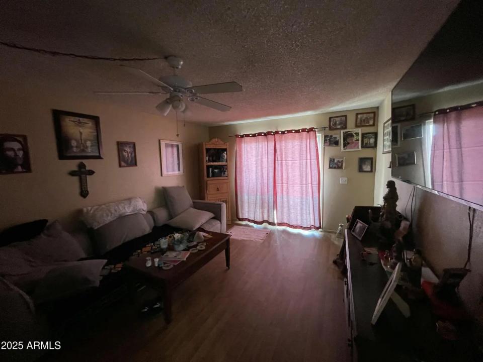 Real Estate Picture 8