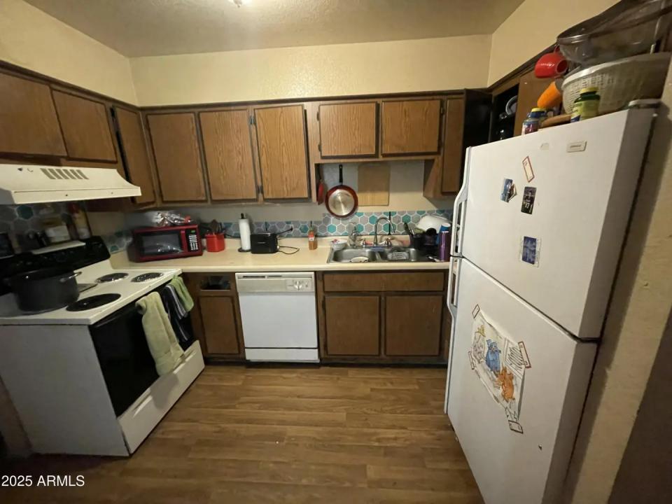Real Estate Picture 10