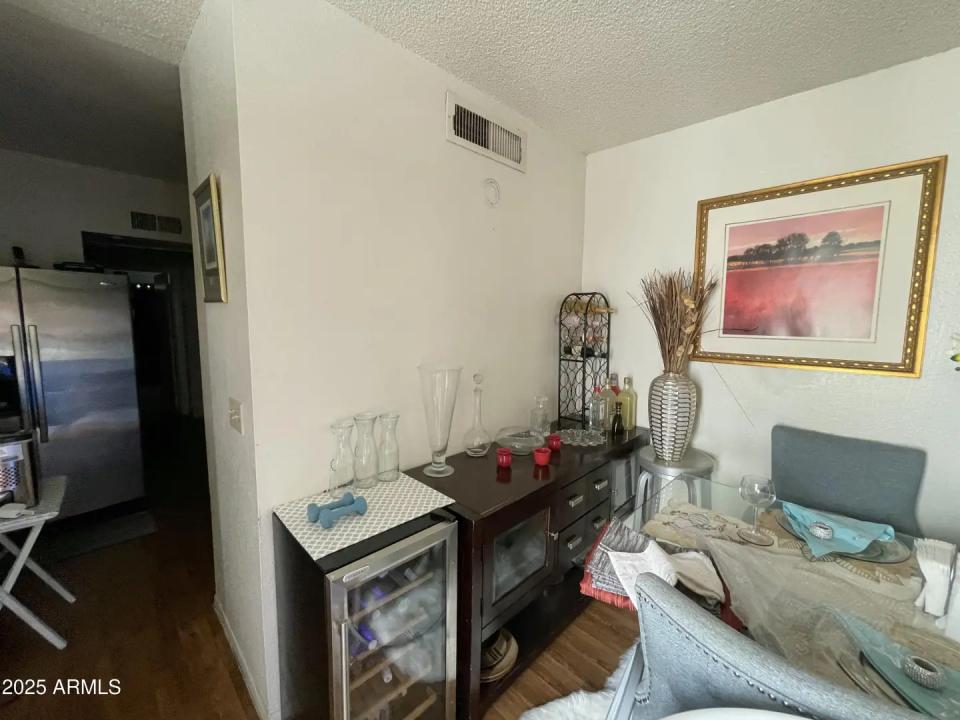 Real Estate Picture 15