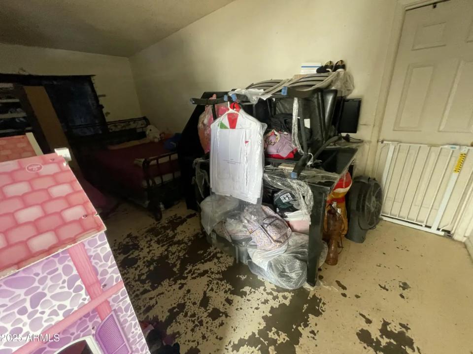 Real Estate Picture 22