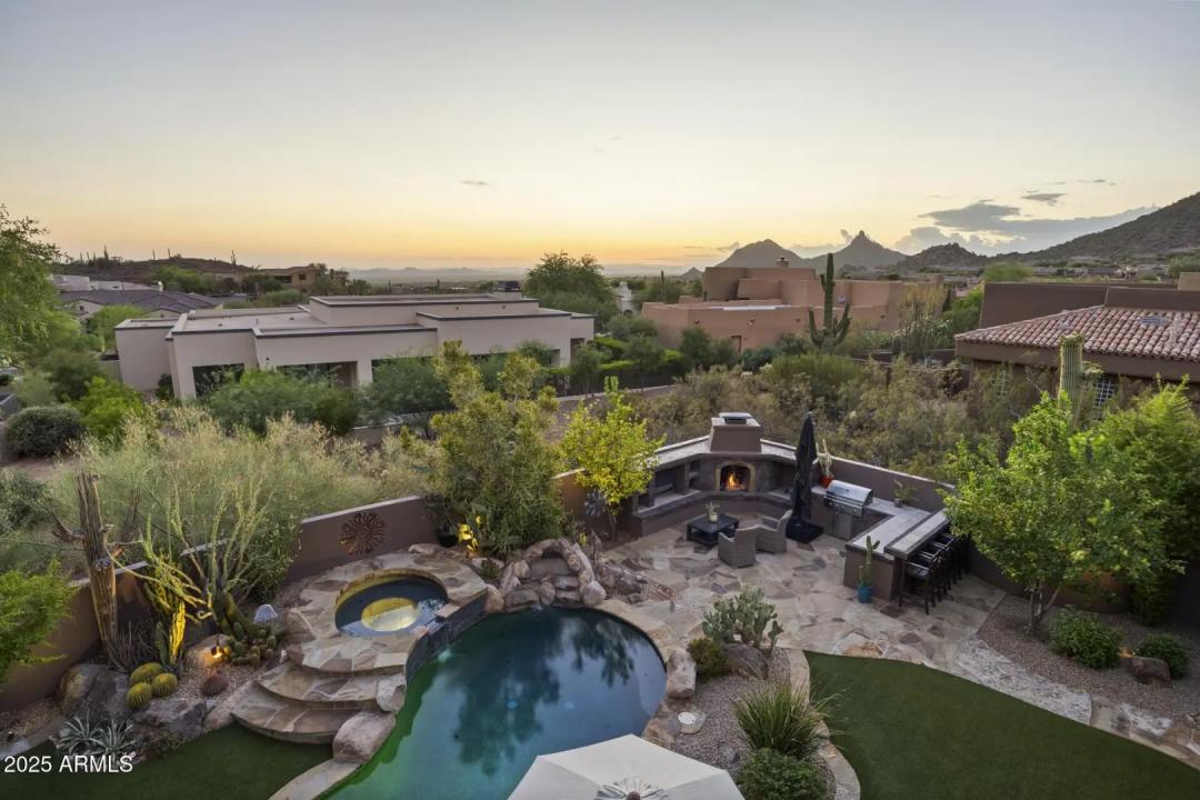 Real Estate Picture 40