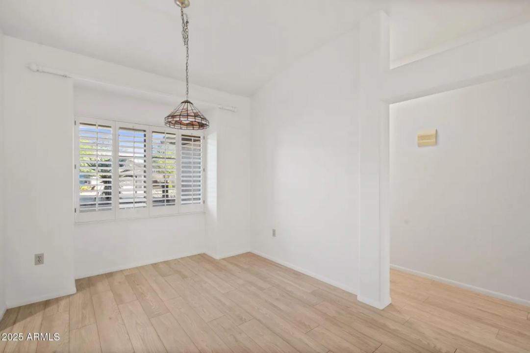 Real Estate Picture 6