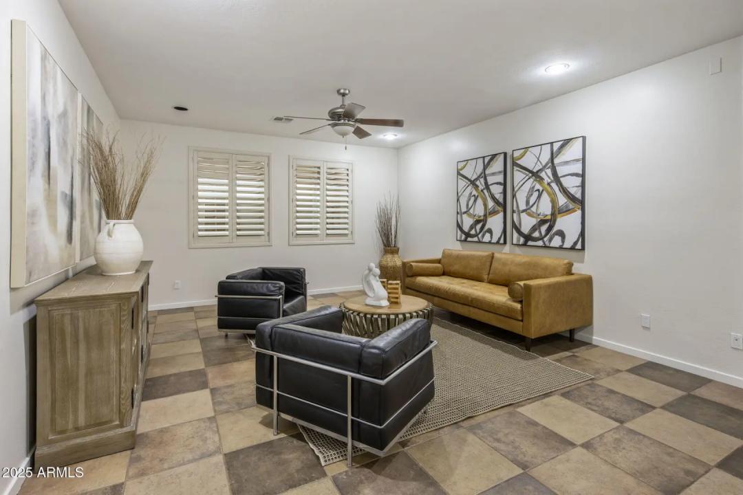 Real Estate Picture 31
