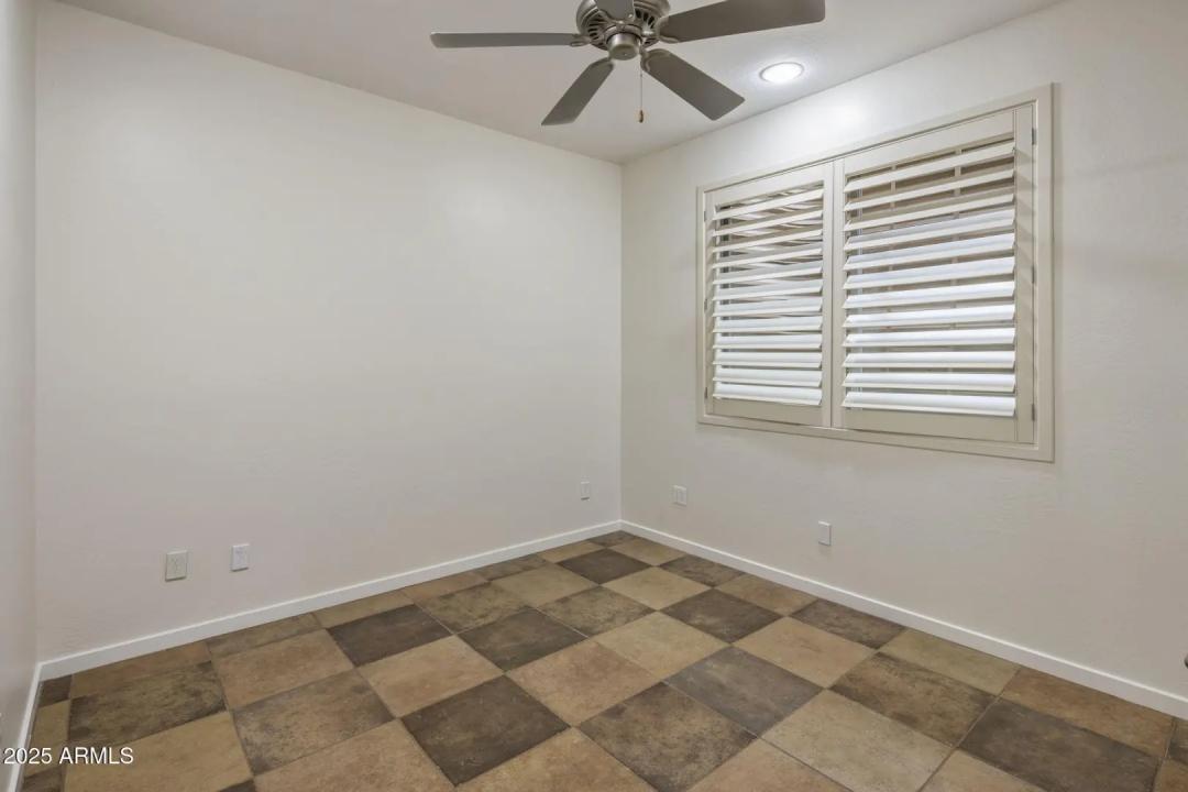 Real Estate Picture 35
