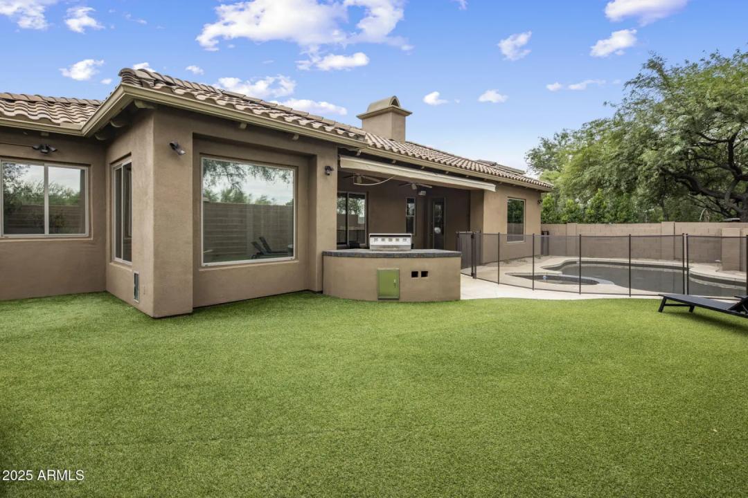 Real Estate Picture 38
