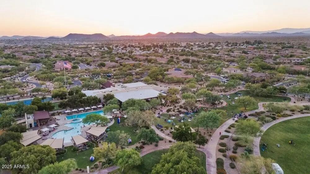 Real Estate Picture 44
