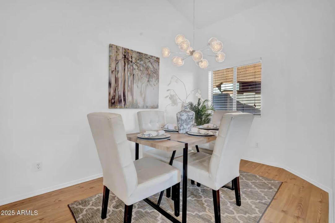 Real Estate Picture 13