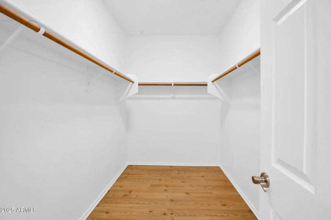 Real Estate Picture 18