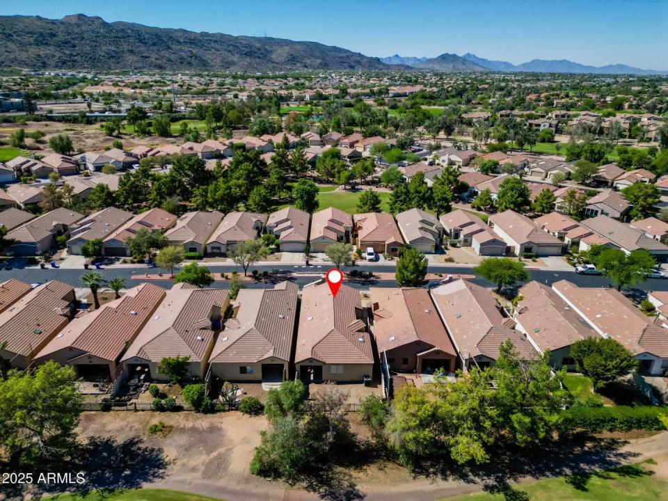 Real Estate Picture 35