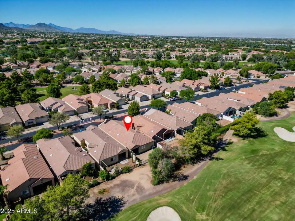 Real Estate Picture 37