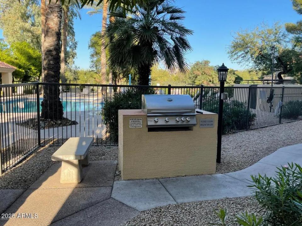 Real Estate Picture 8