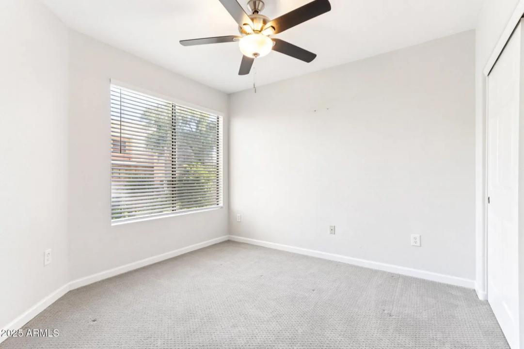 Real Estate Picture 17