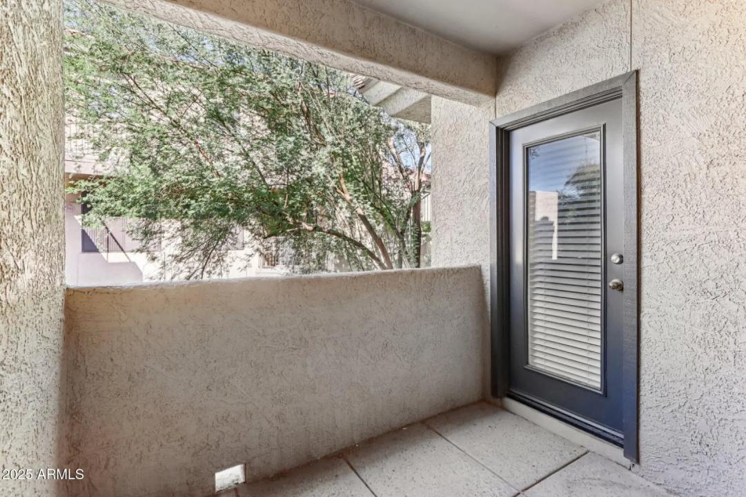 Real Estate Picture 22
