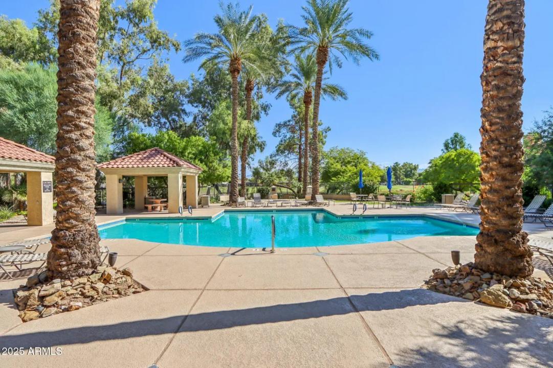 Real Estate Picture 24