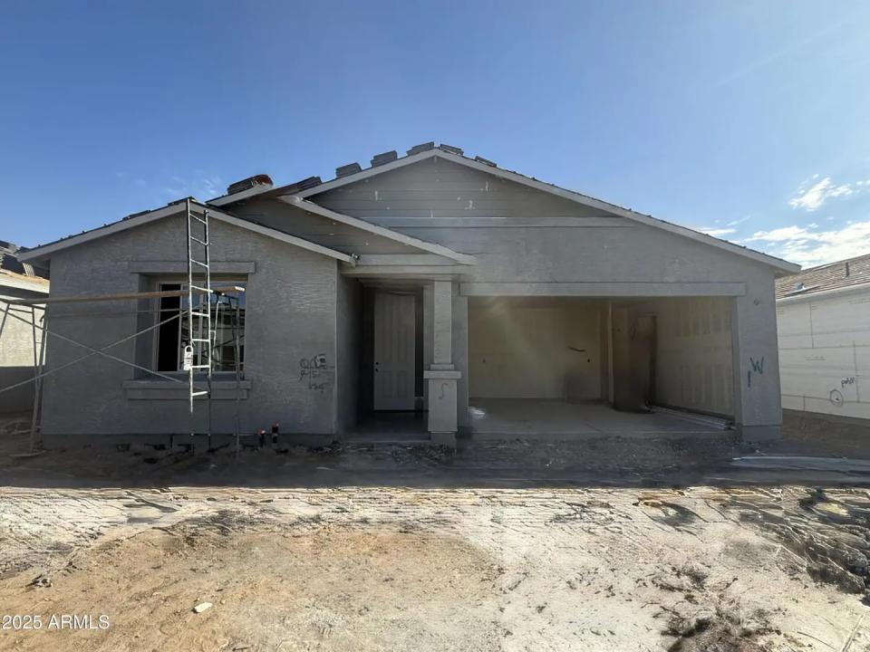 Real Estate Picture 2