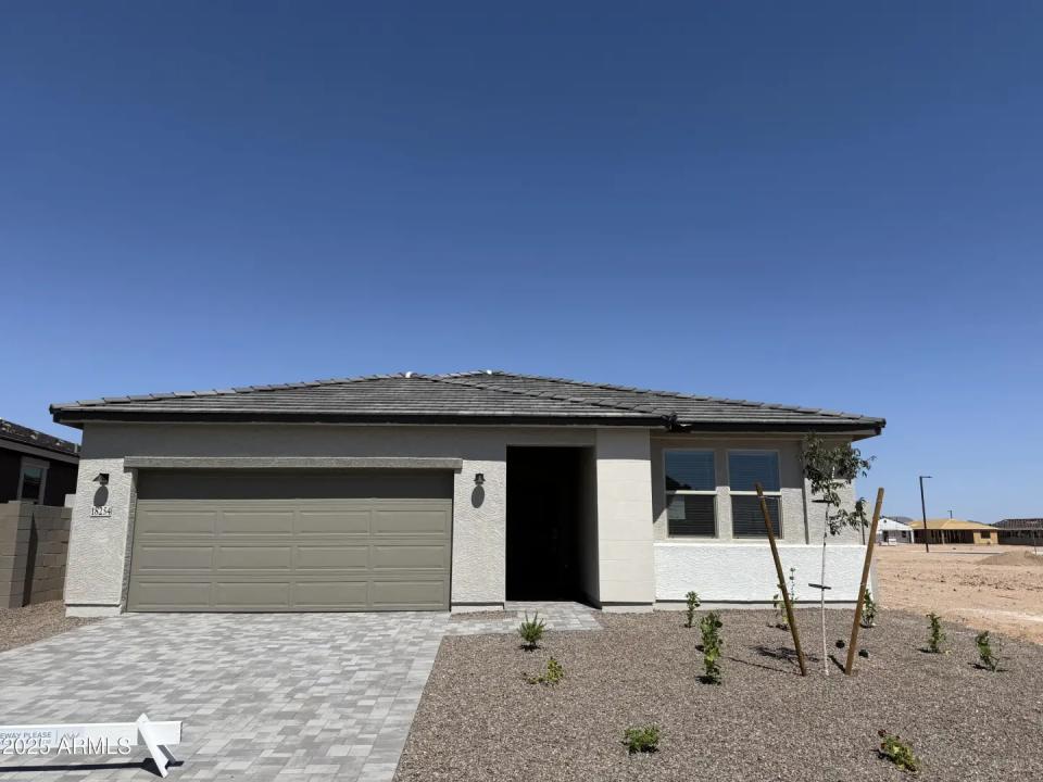 Real Estate Picture 2
