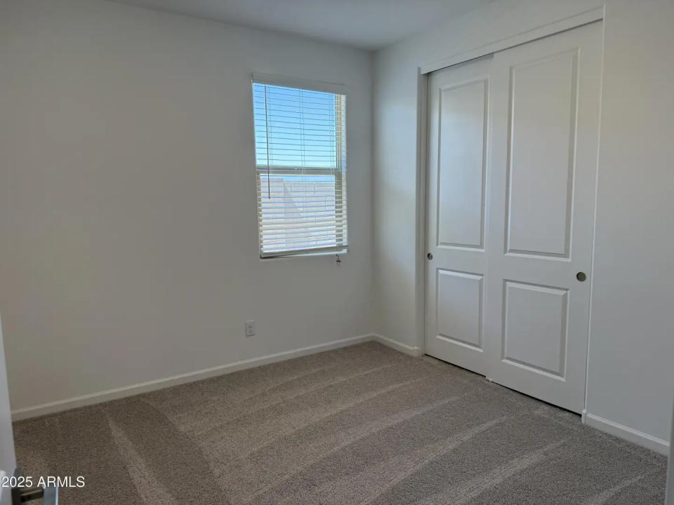 Real Estate Picture 17