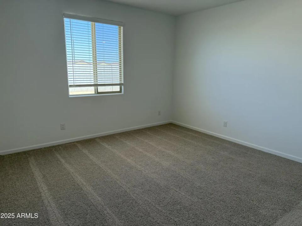 Real Estate Picture 19