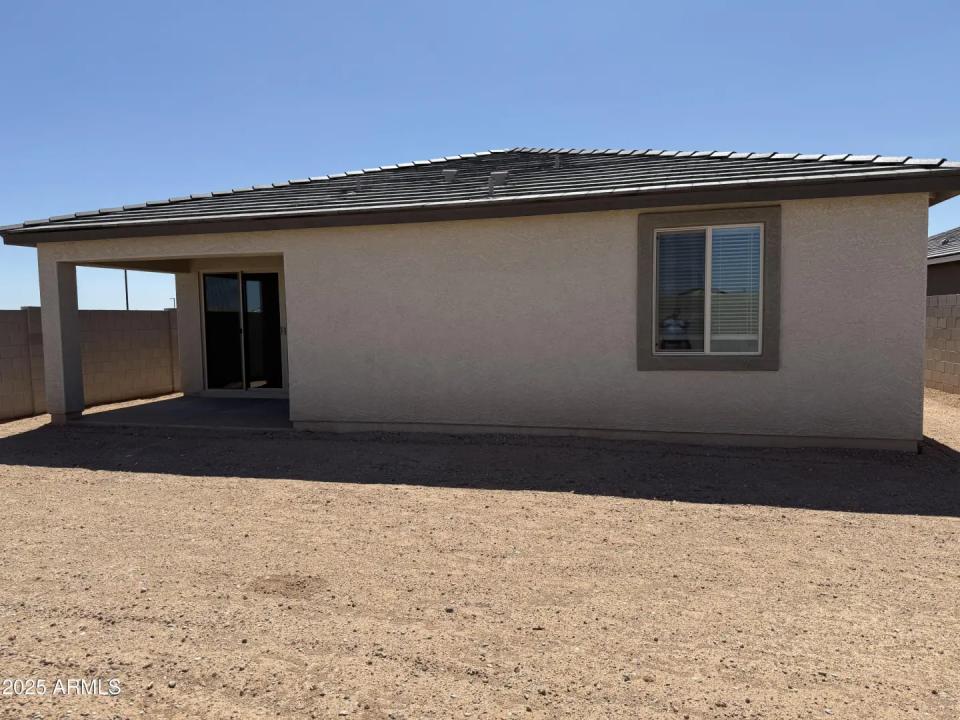 Real Estate Picture 25