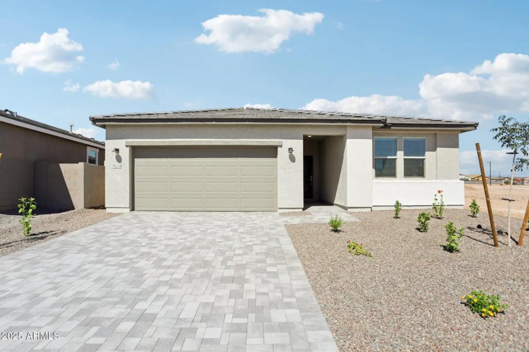 Real Estate Picture 2