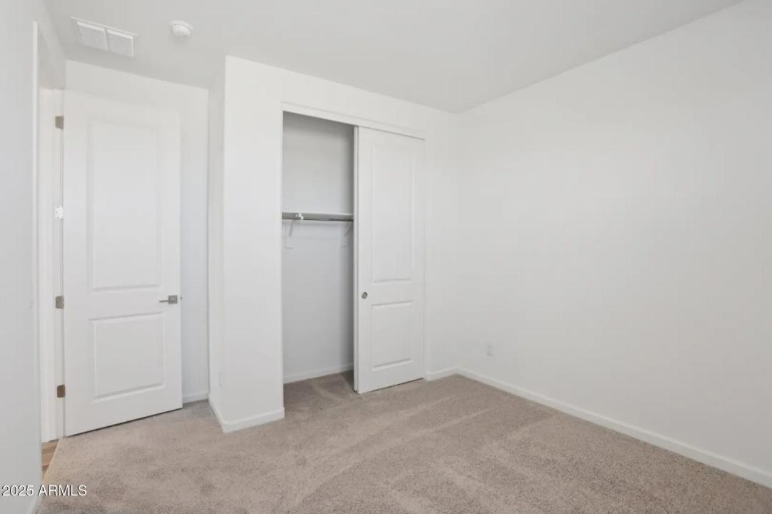 Real Estate Picture 30