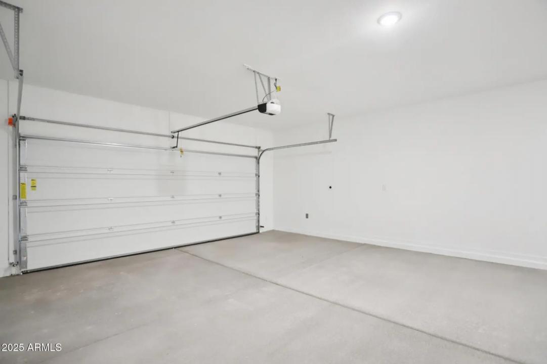 Real Estate Picture 36