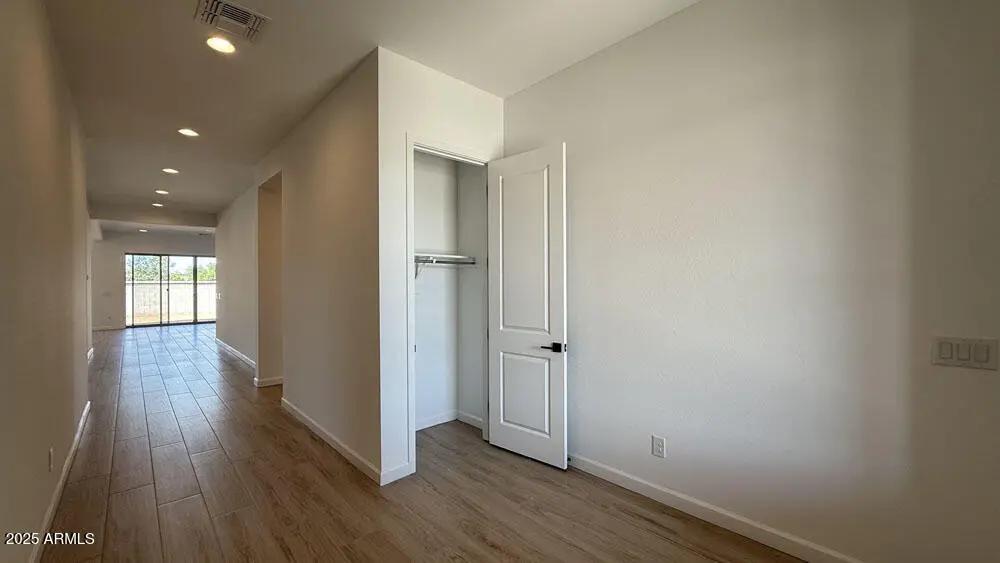 Real Estate Picture 6