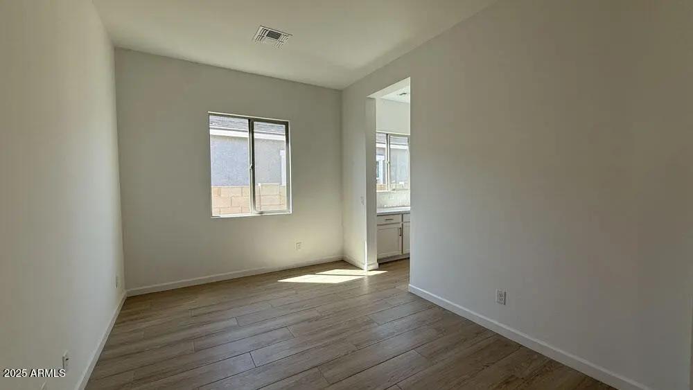 Real Estate Picture 13
