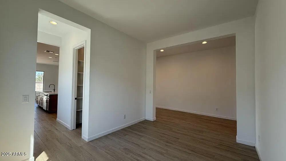 Real Estate Picture 14