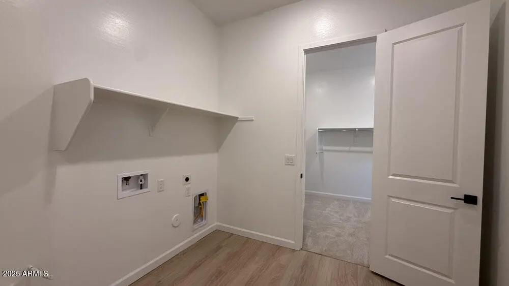 Real Estate Picture 28