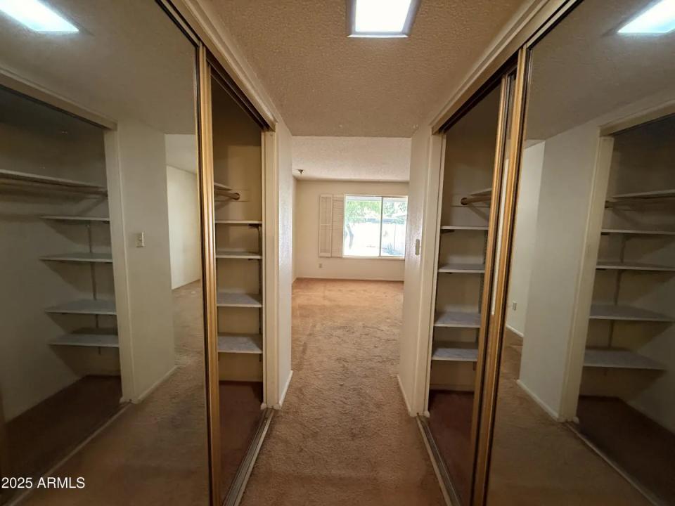 Real Estate Picture 18