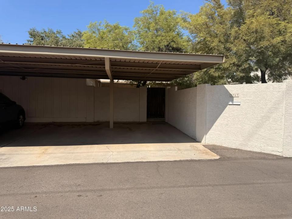Real Estate Picture 42